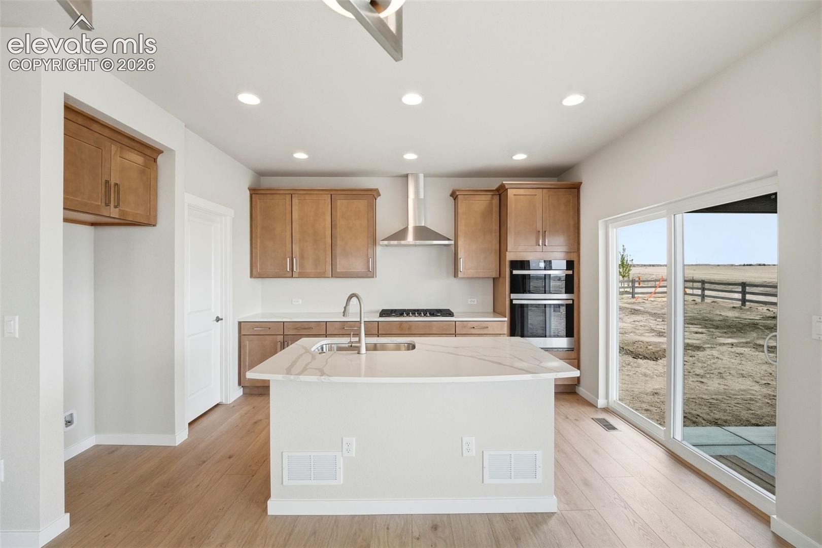 Listing photo 15 for 7979 Wilton Drive