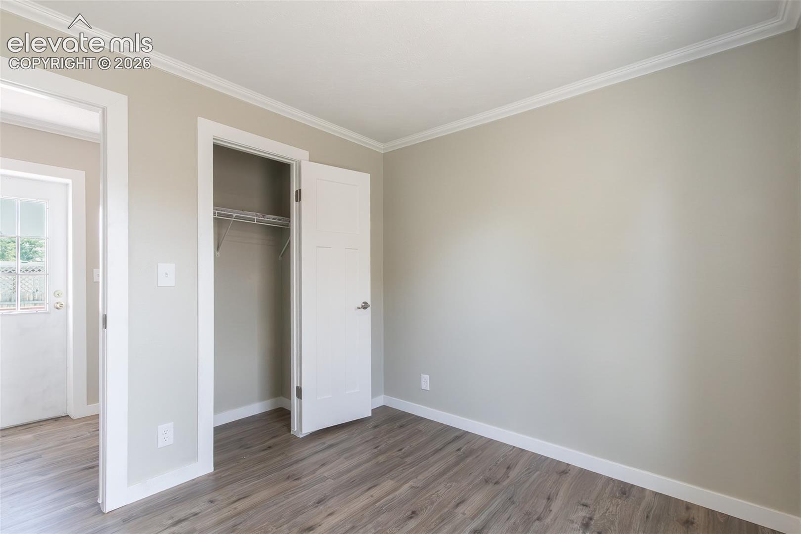 Listing photo 14 for 177 E Cellini Drive