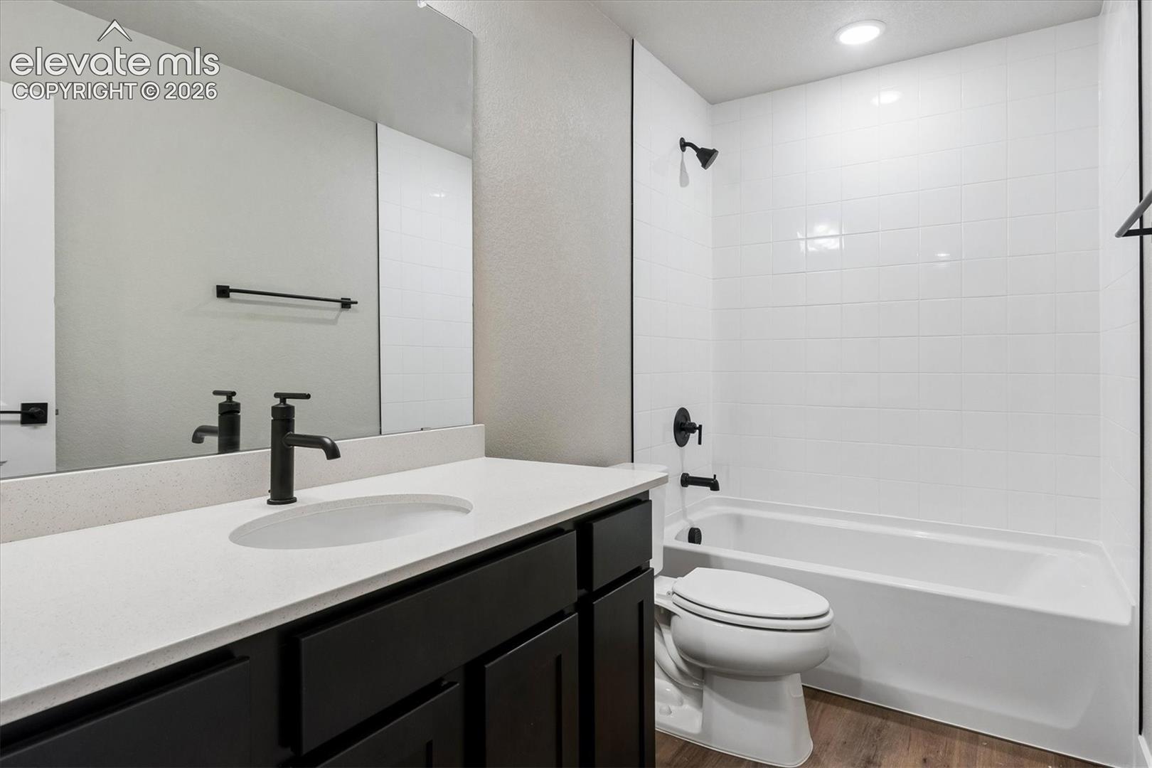 Listing photo 12 for 9660 Blaurock Drive