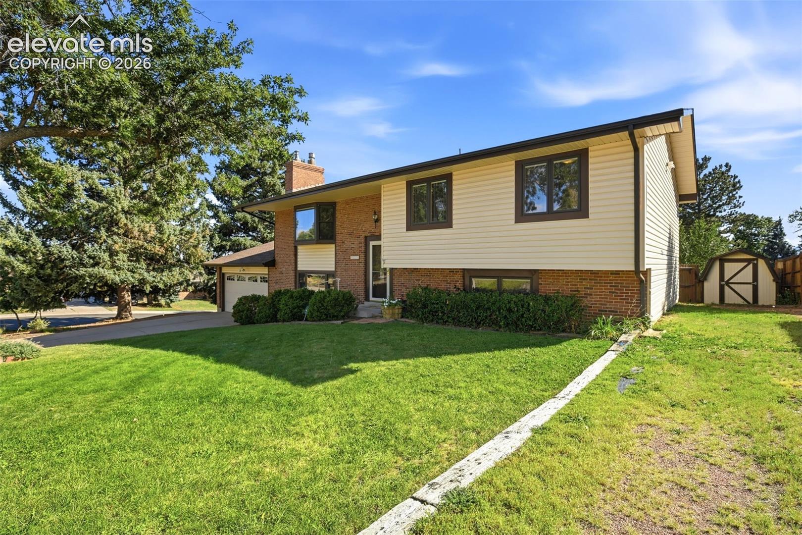 Listing photo 5 for 5275 Ladera Lane