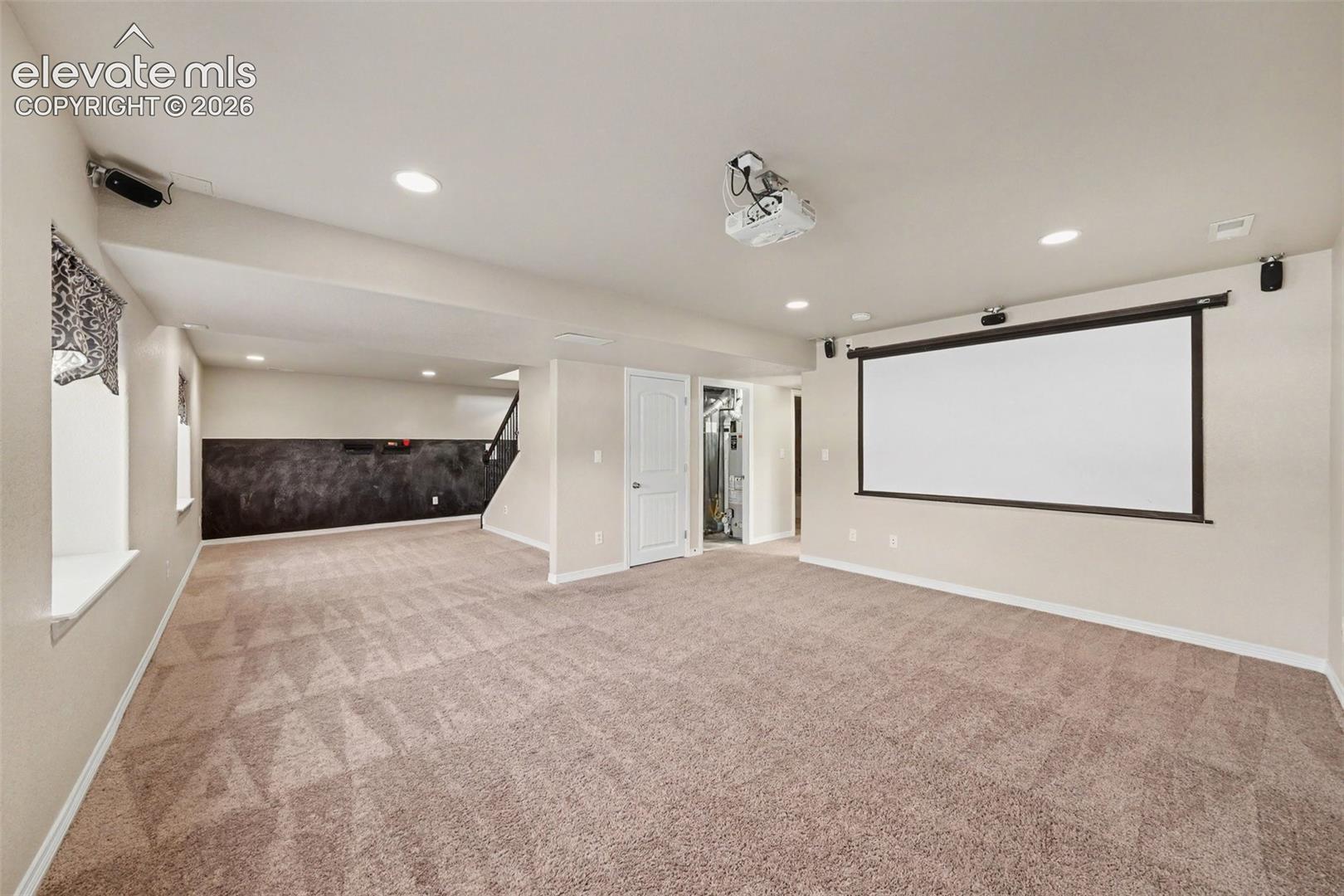 Listing photo 47 for 803 Deschutes Drive