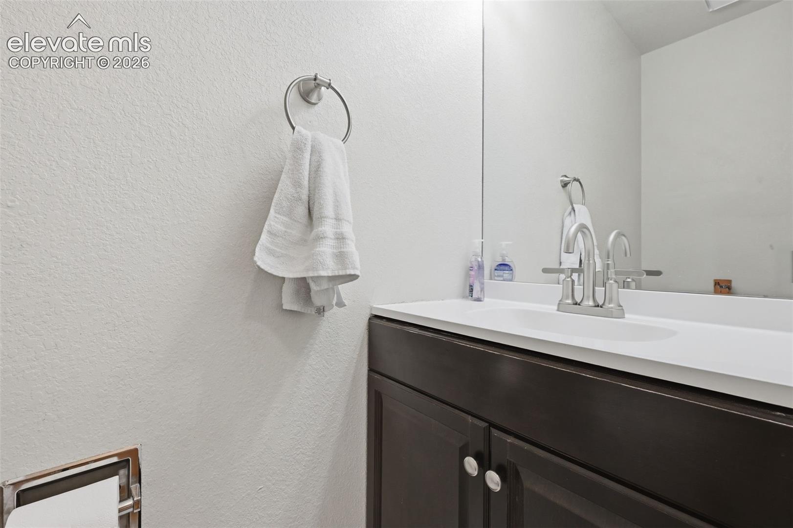 2040 Wickes Road, photo 29