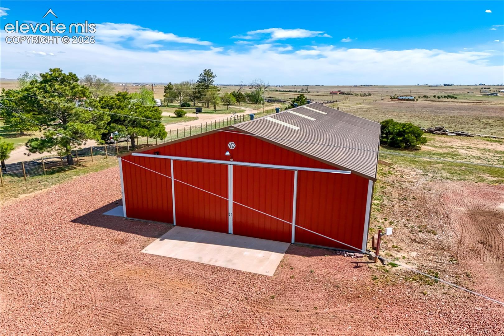 Listing photo 3 for 21295 E Highway 24