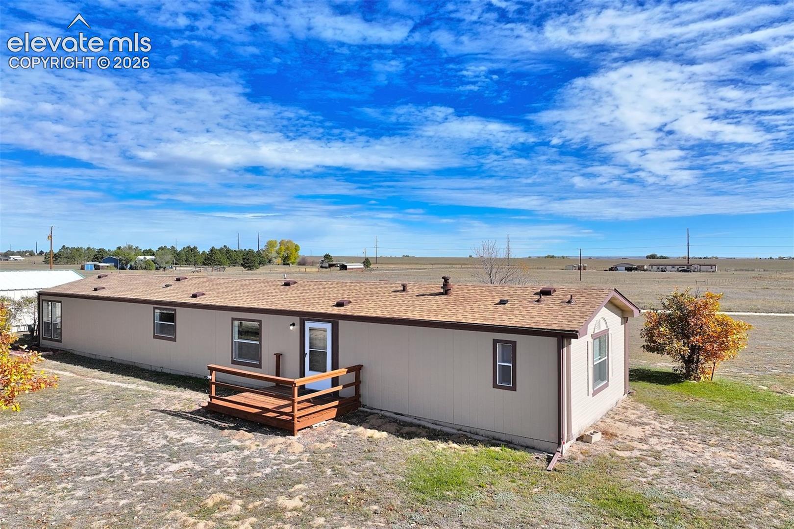 Listing photo 36 for 6375 Field View