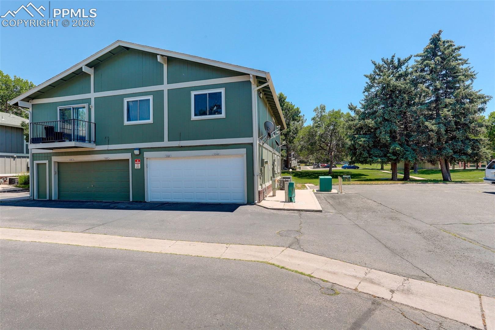 1204 Uvalda Street, photo 5