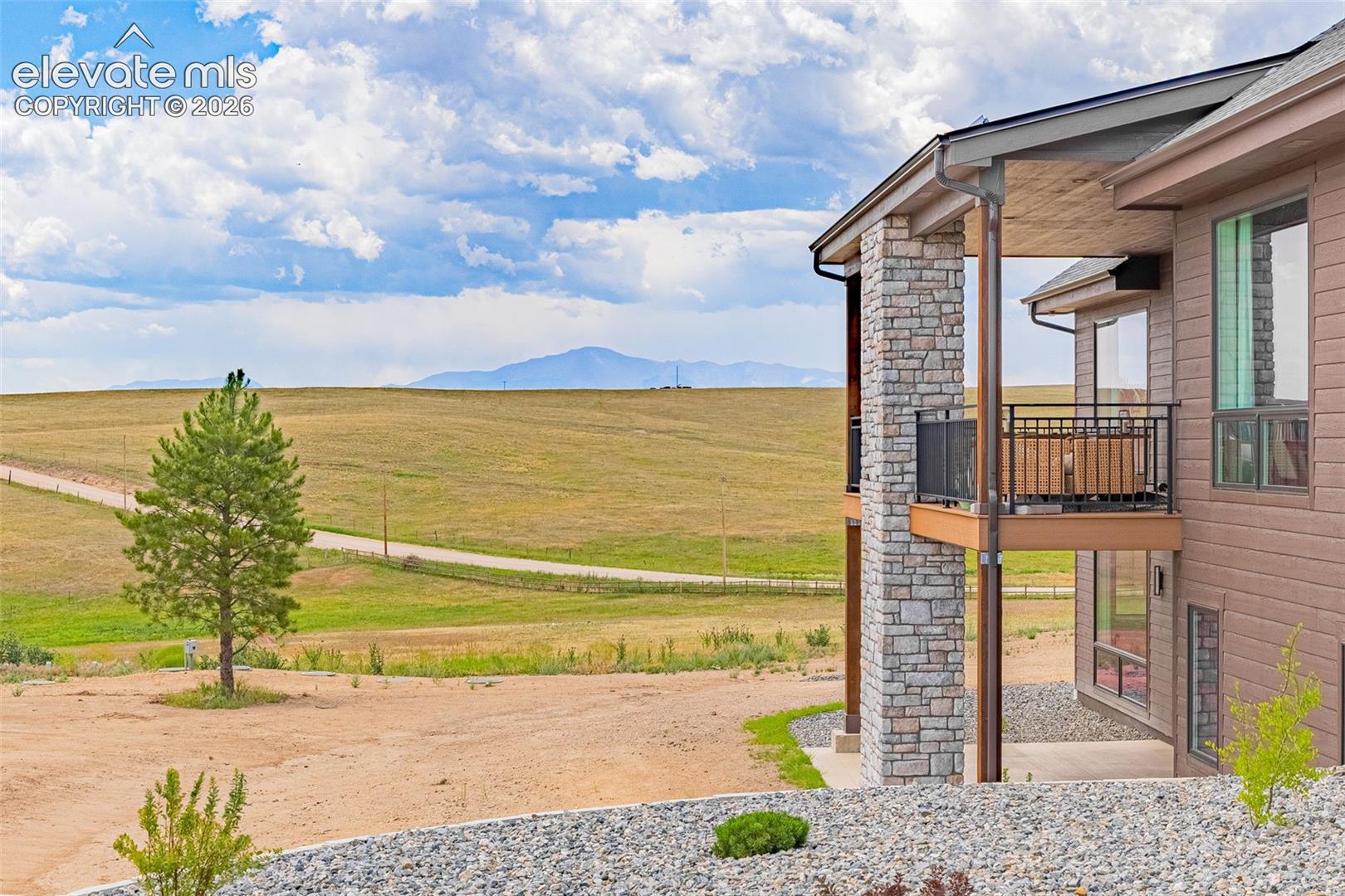 Listing photo 46 for 18575 Brown Road