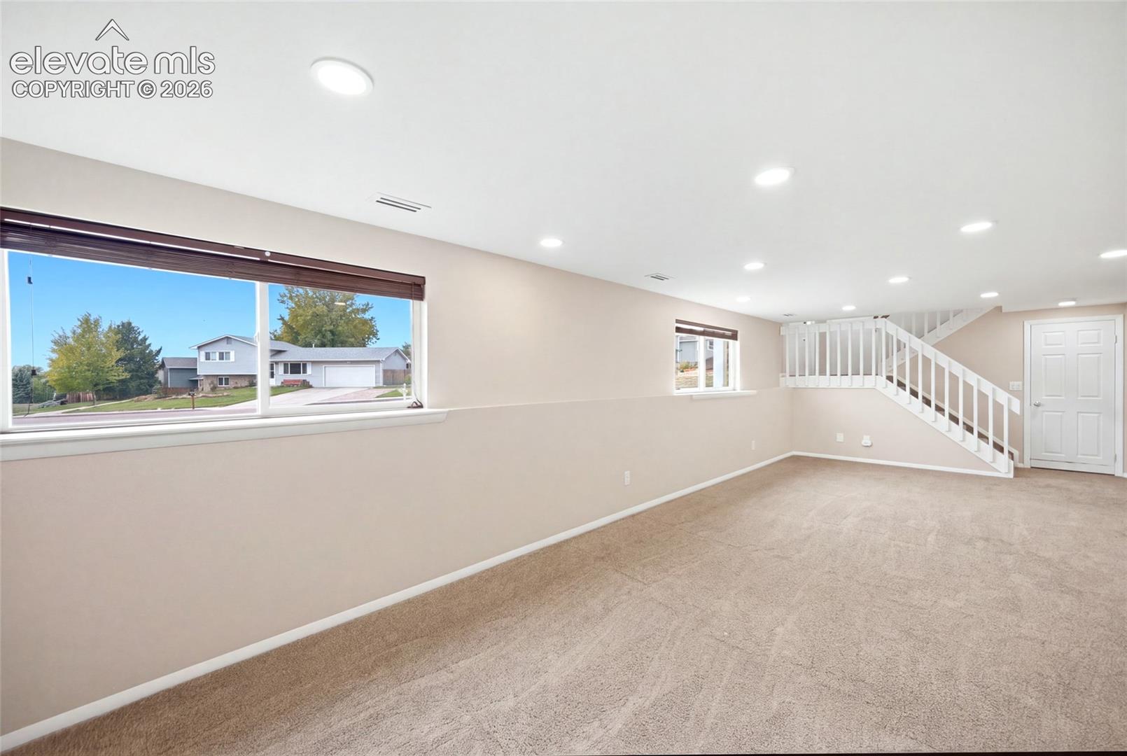 Listing photo 20 for 6735 Blue River Way
