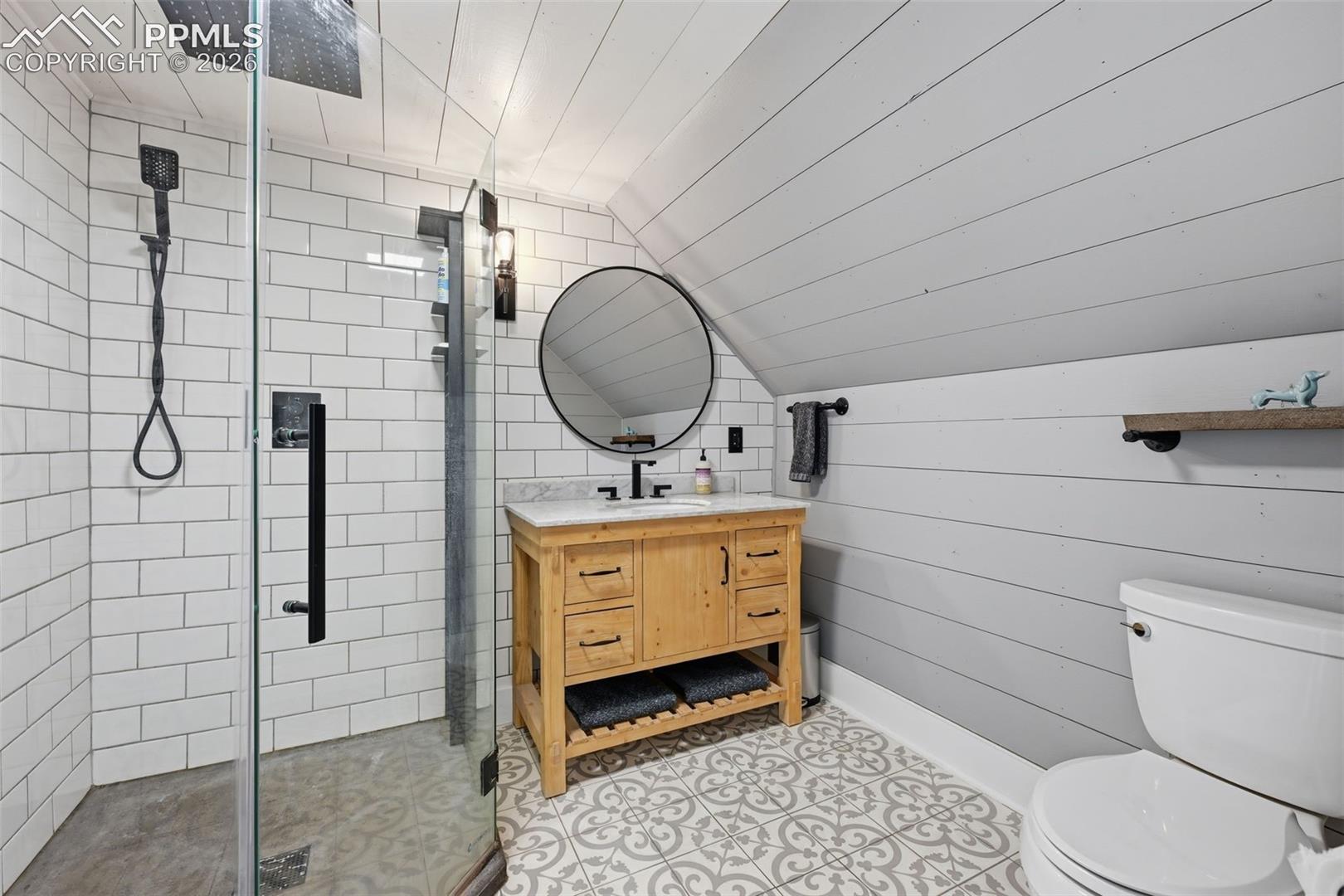 Listing photo 18 for 937 E Costilla Street