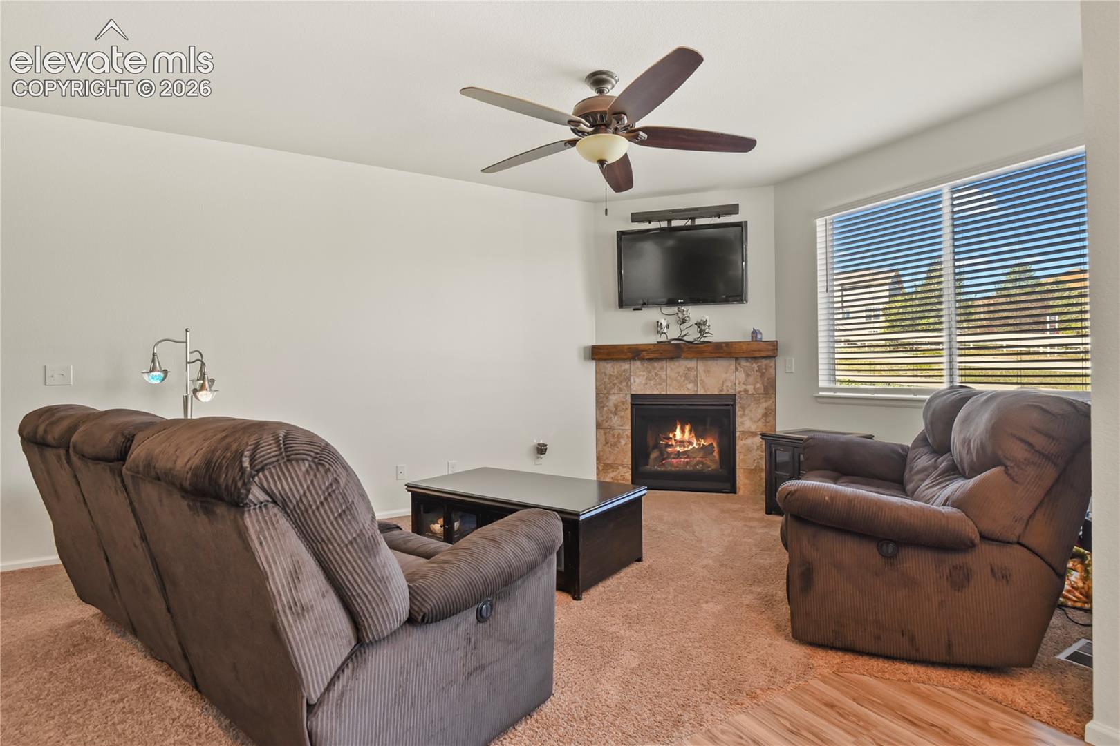 Listing photo 11 for 3921 John Court