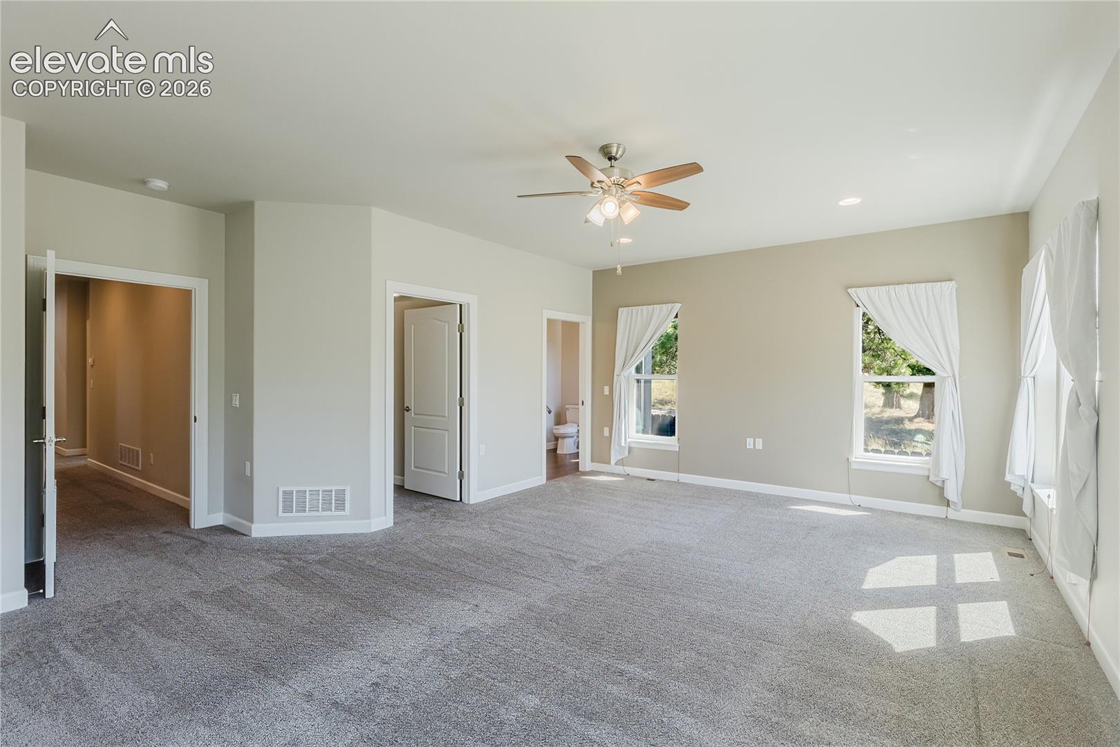 Listing photo 26 for 407 Silvermoon Heights