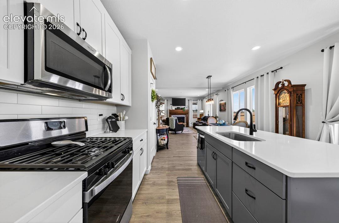 Listing photo 11 for 22060 Cattlemen Run