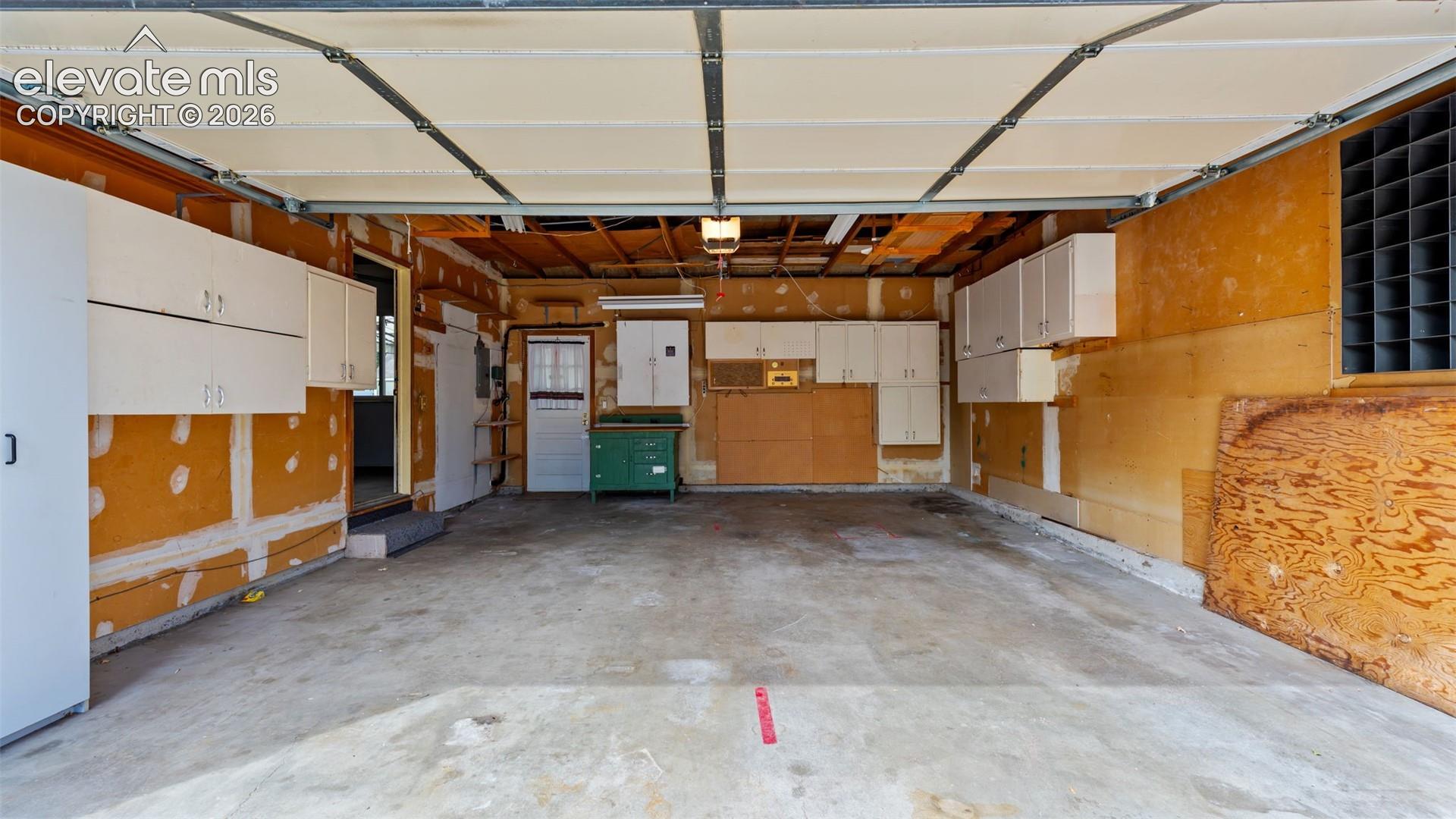2204 Warwick Lane, photo 30