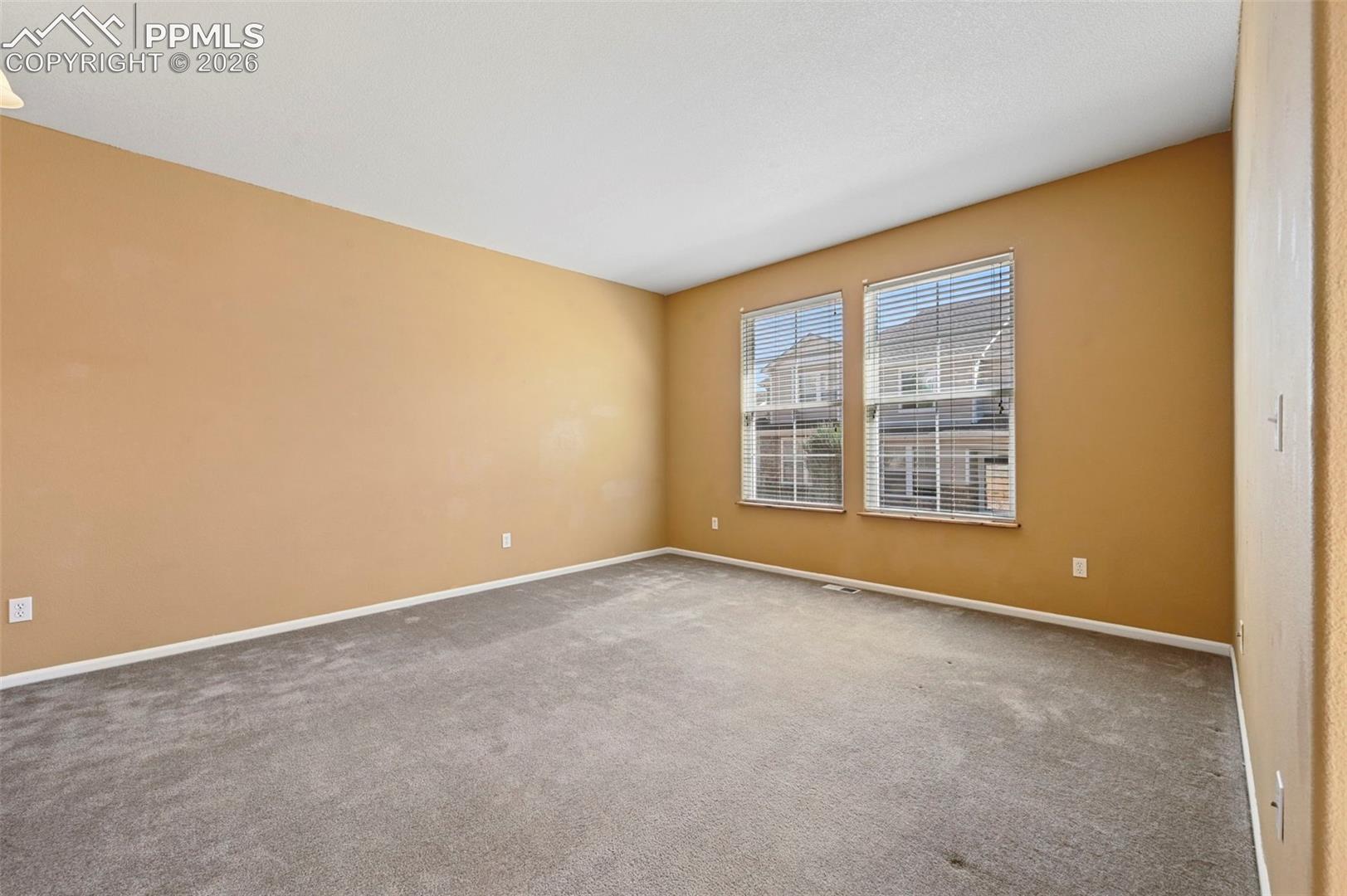Listing photo 7 for 8141 Snow Bowl Heights