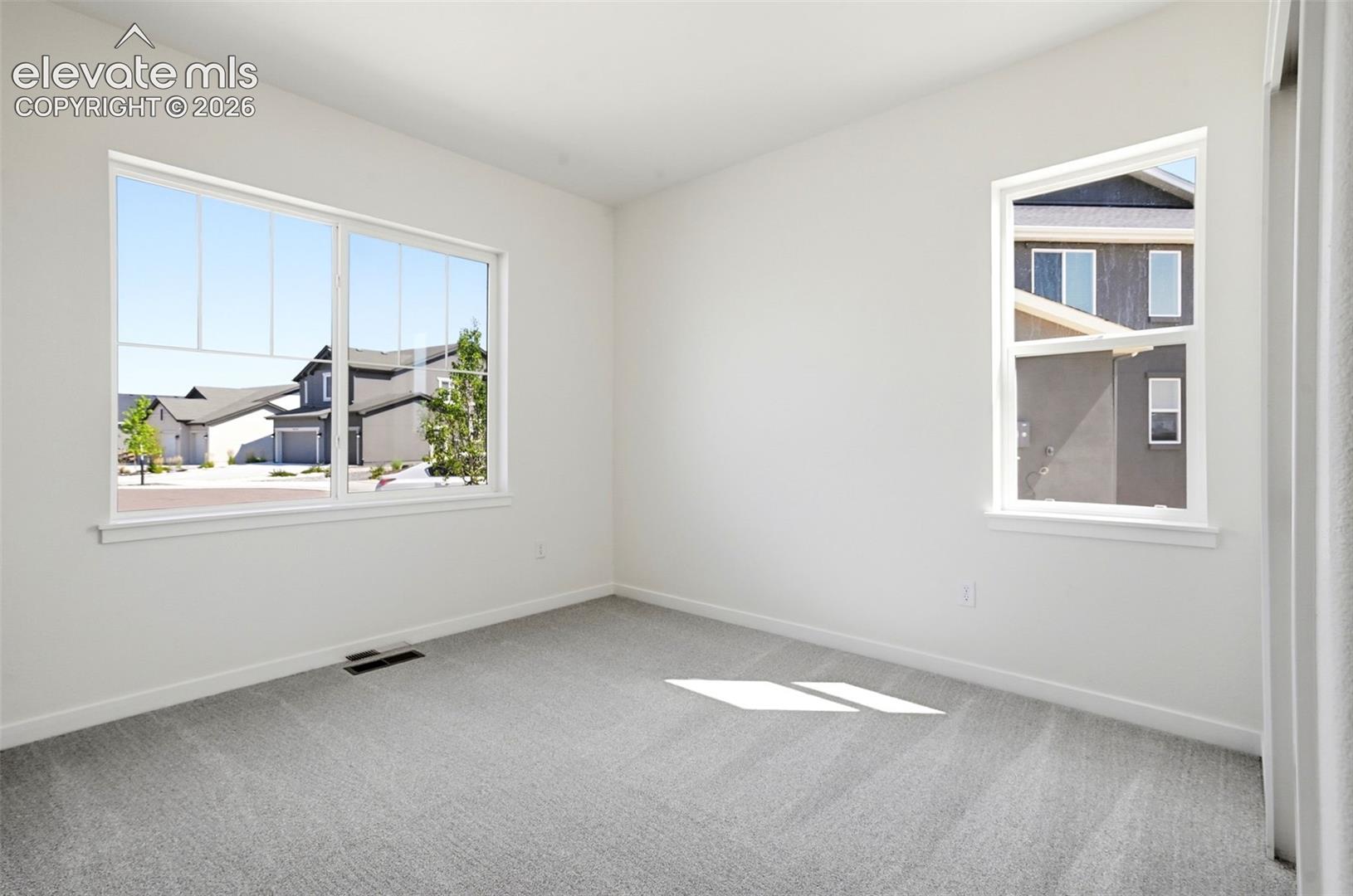 Listing photo 11 for 8505 Country Creek Trail