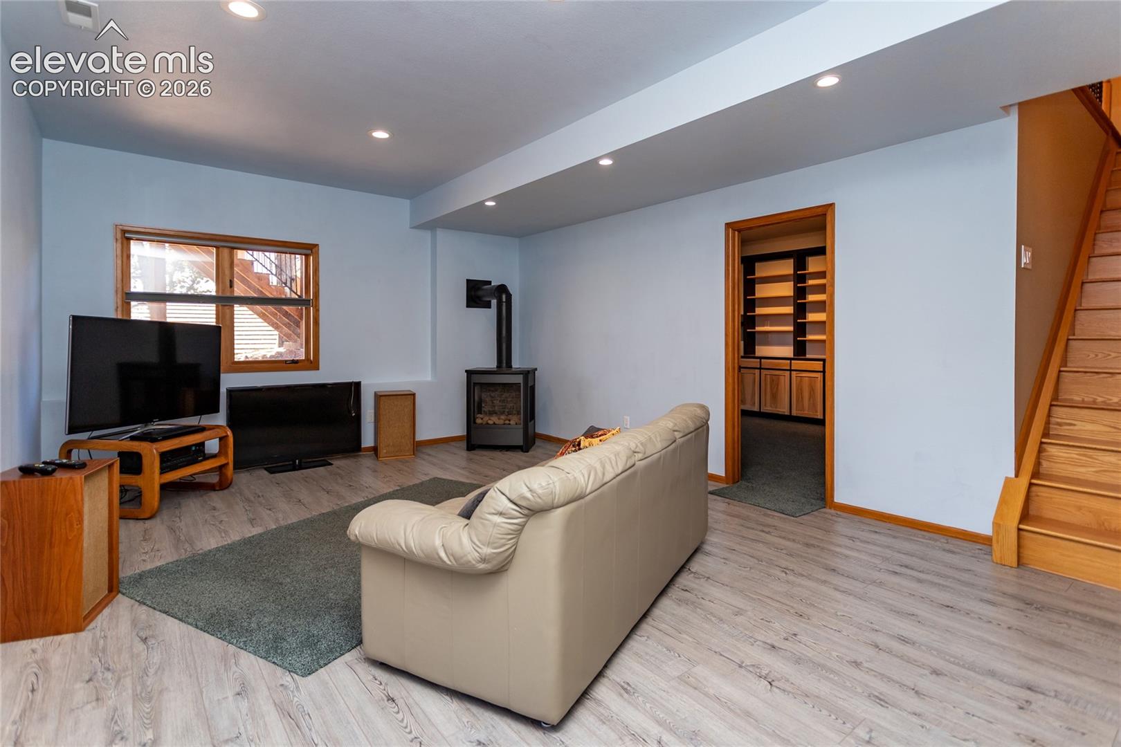 Listing photo 24 for 1325 Kings Crown Road