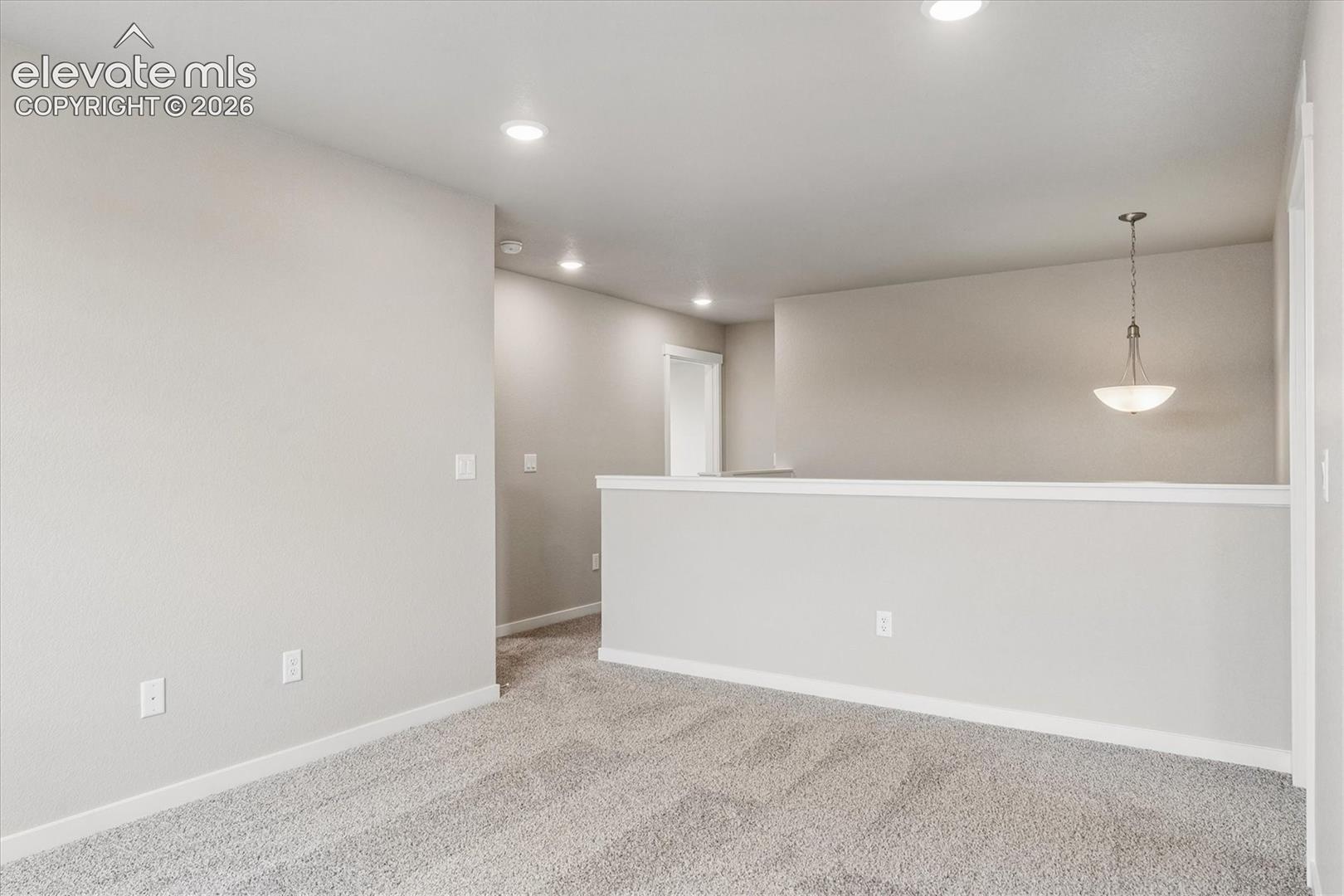 Listing photo 11 for 9708 Blaurock Drive