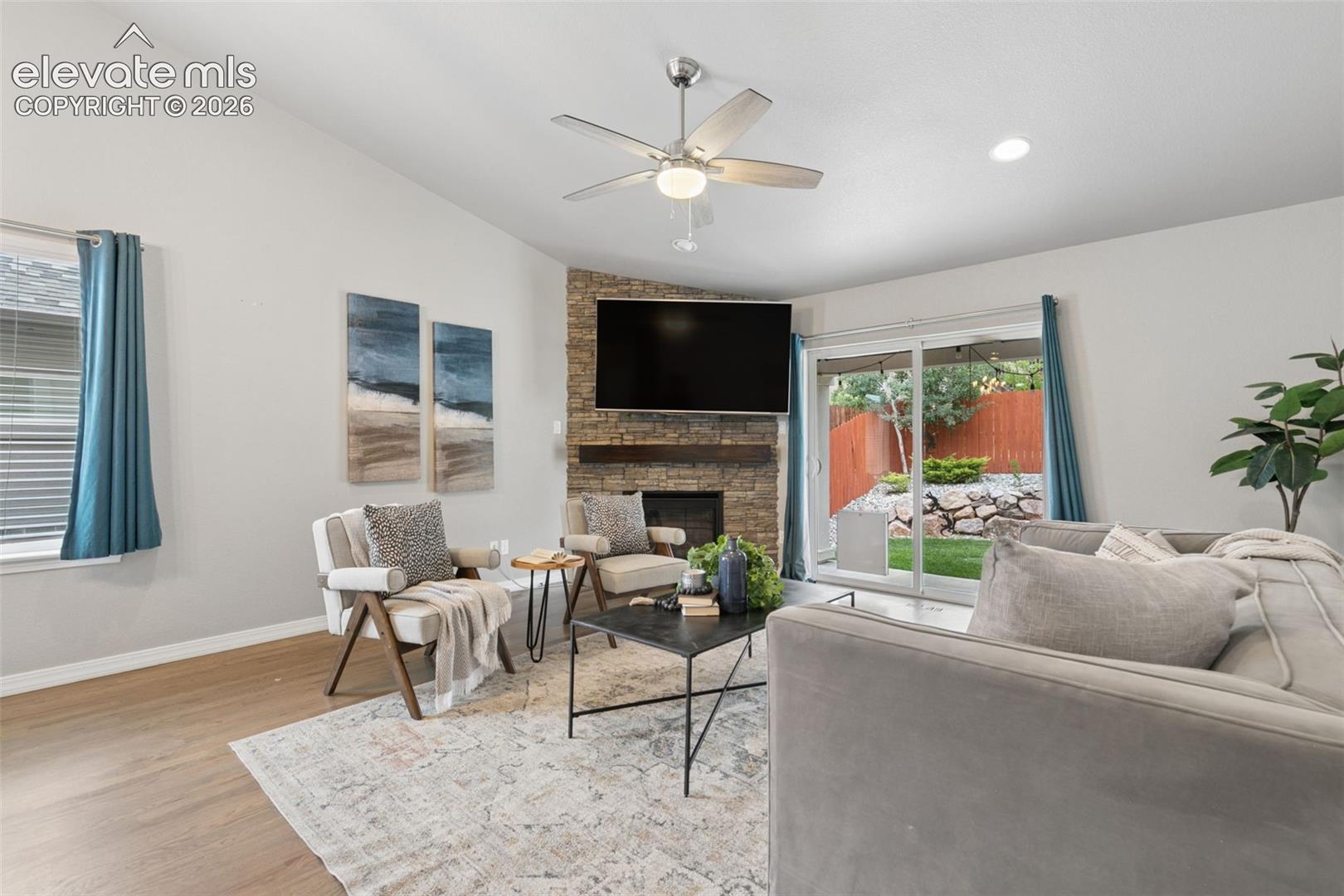 Listing photo 12 for 6840 Mustang Rim Drive