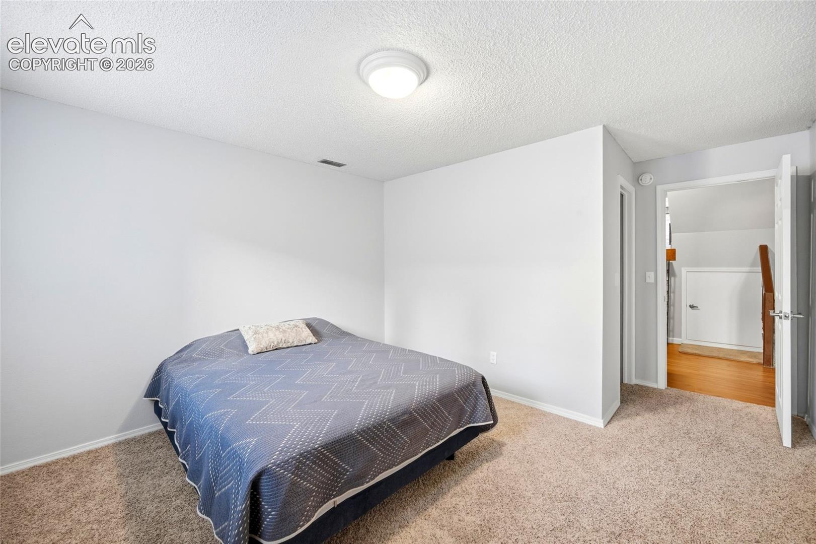 Listing photo 33 for 3880 Cloud Drive