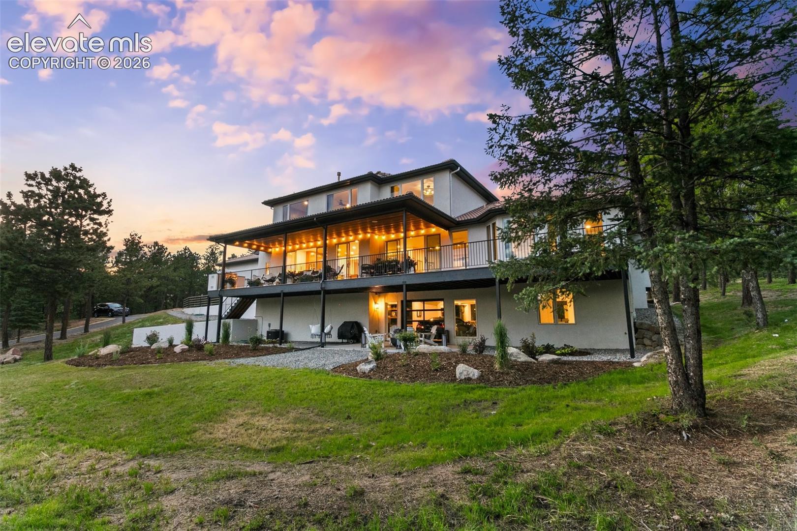 Listing photo 42 for 17270 Colonial Park Drive