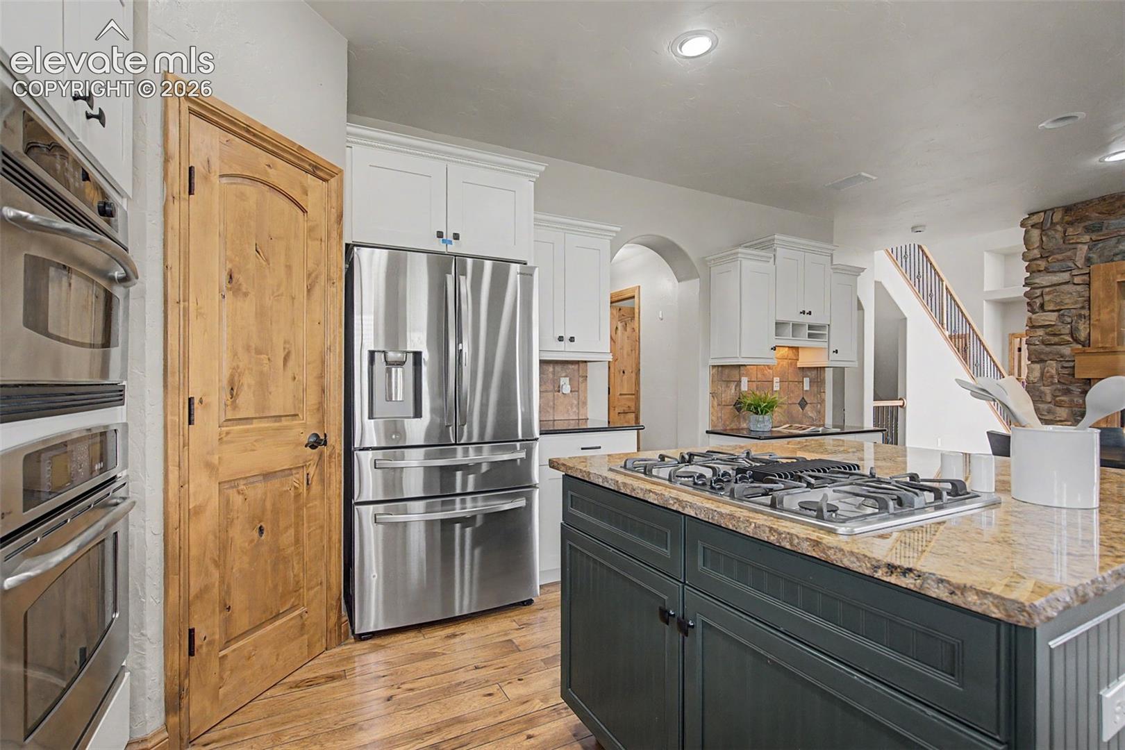 Listing photo 15 for 1077 Crystal Basin Drive