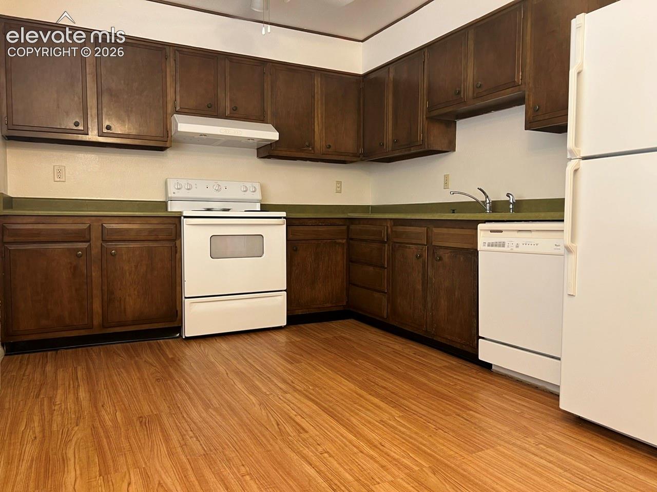 Listing photo 6 for 6605 W Dublin Loop 3