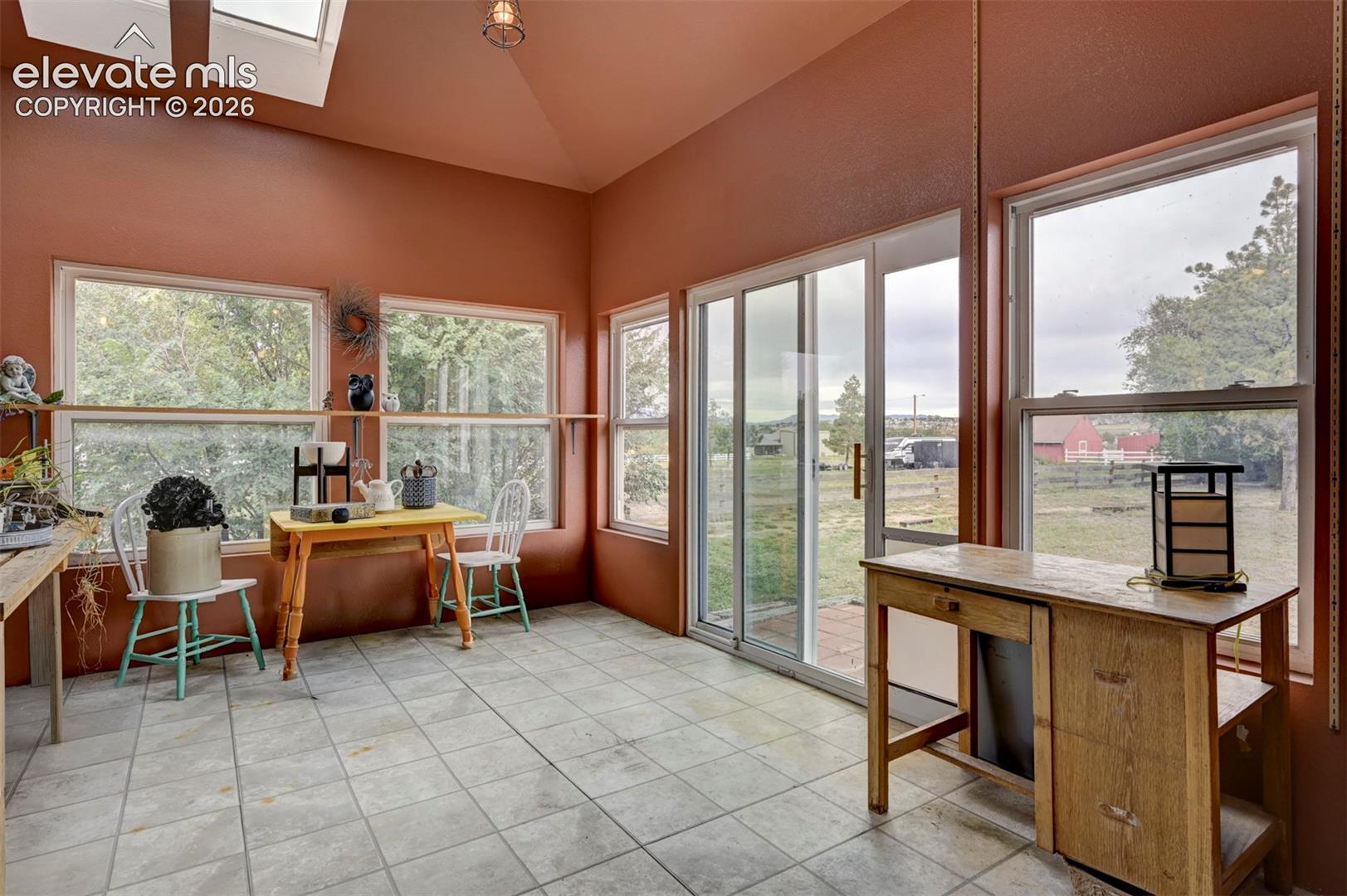 Listing photo 33 for 8170 Valli-Farm Road