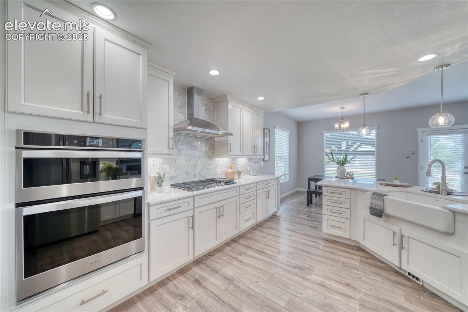 Listing photo 20 for 15691 Lake Mist Drive
