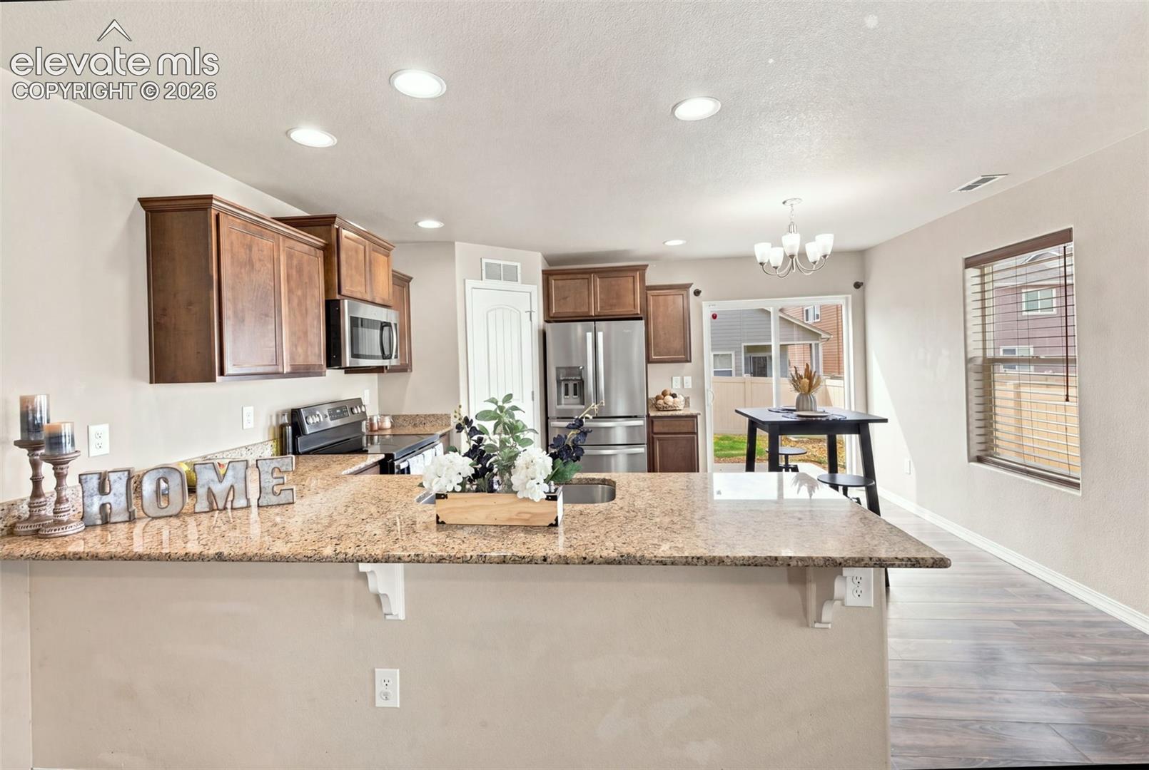 Listing photo 25 for 10864 Traders Parkway