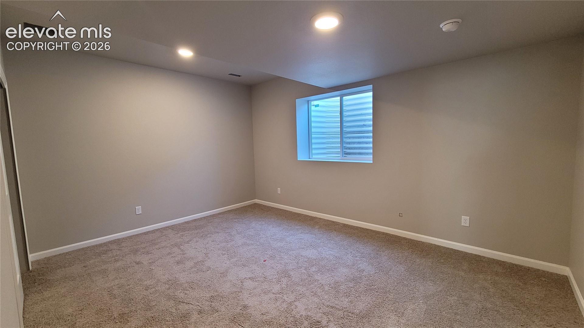 Listing photo 22 for 6646 Miro Lane
