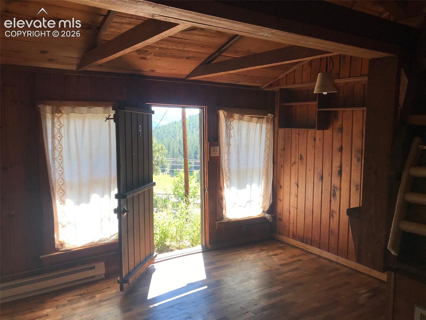 Listing photo 7 for 1052 W Highway 24