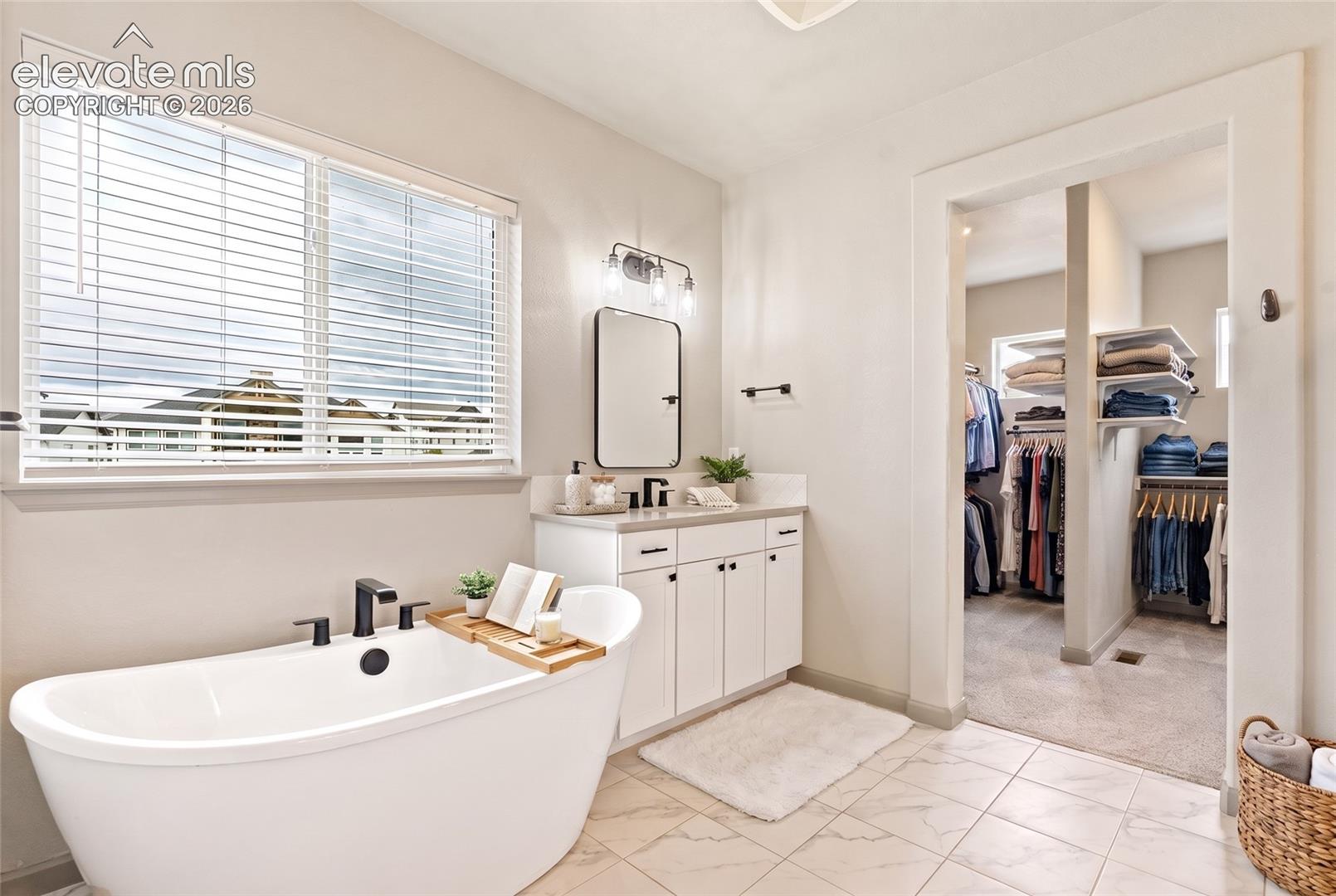 Listing photo 10 for 830 Sword Dancer Drive