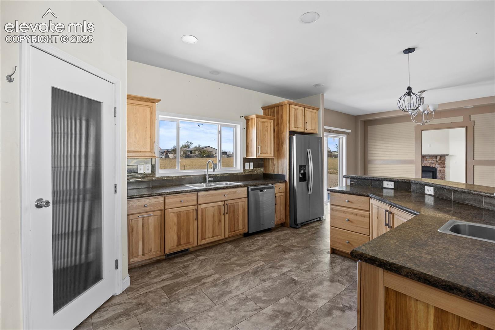 Listing photo 14 for 842 Spotted Owl Way