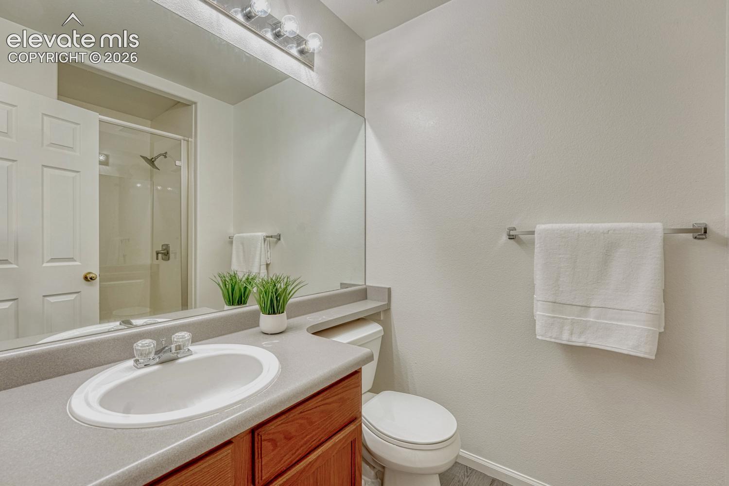 Listing photo 8 for 1120 Lords Hill Drive