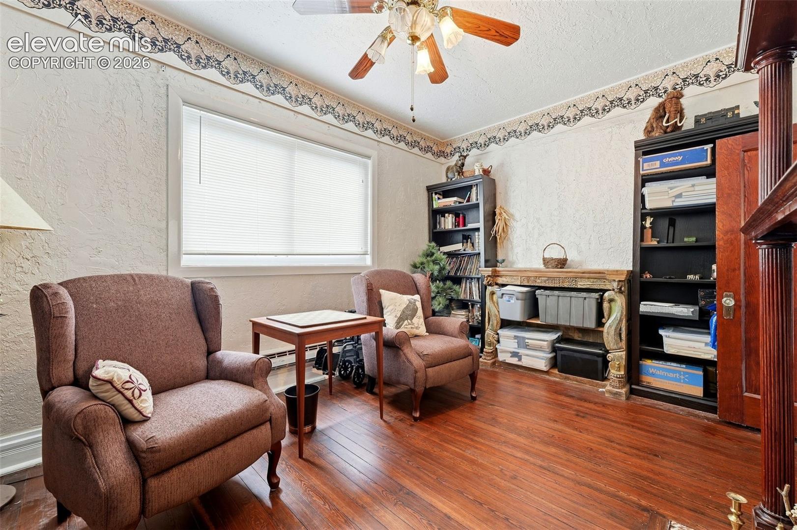 Listing photo 7 for 842 E Platte Avenue