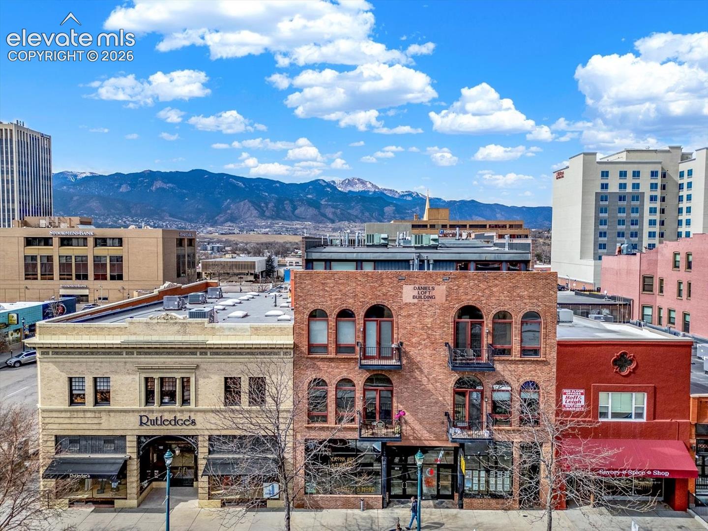 Listing photo 47 for 101 N Tejon Street 460