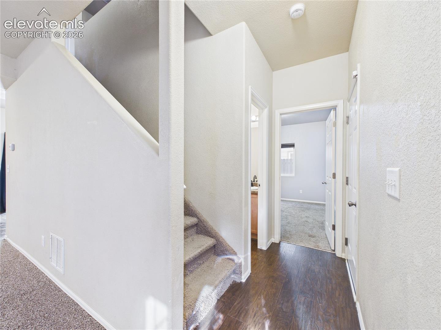 Listing photo 15 for 5101 Goldking Road