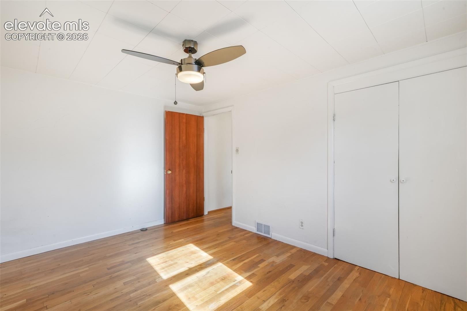Listing photo 28 for 3326 W Kiowa Street