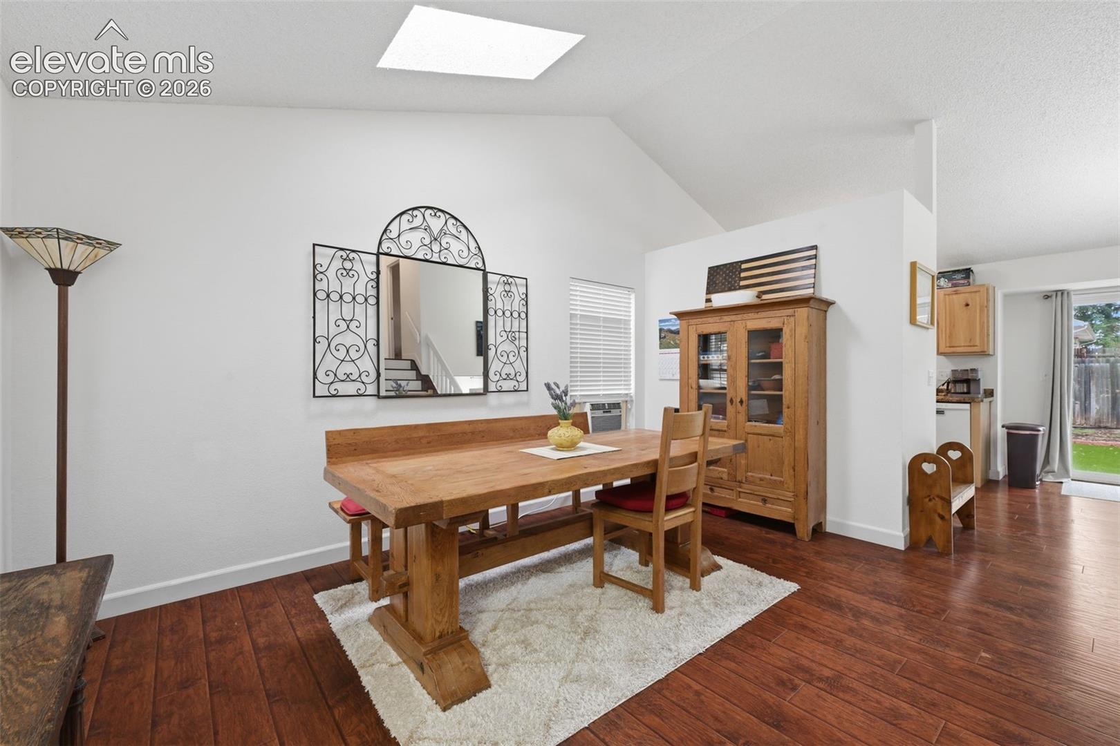 Listing photo 9 for 8219 Steadman Drive