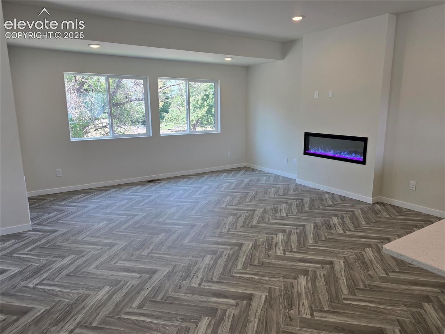 Listing photo 6 for 4512 Hawk Haven View