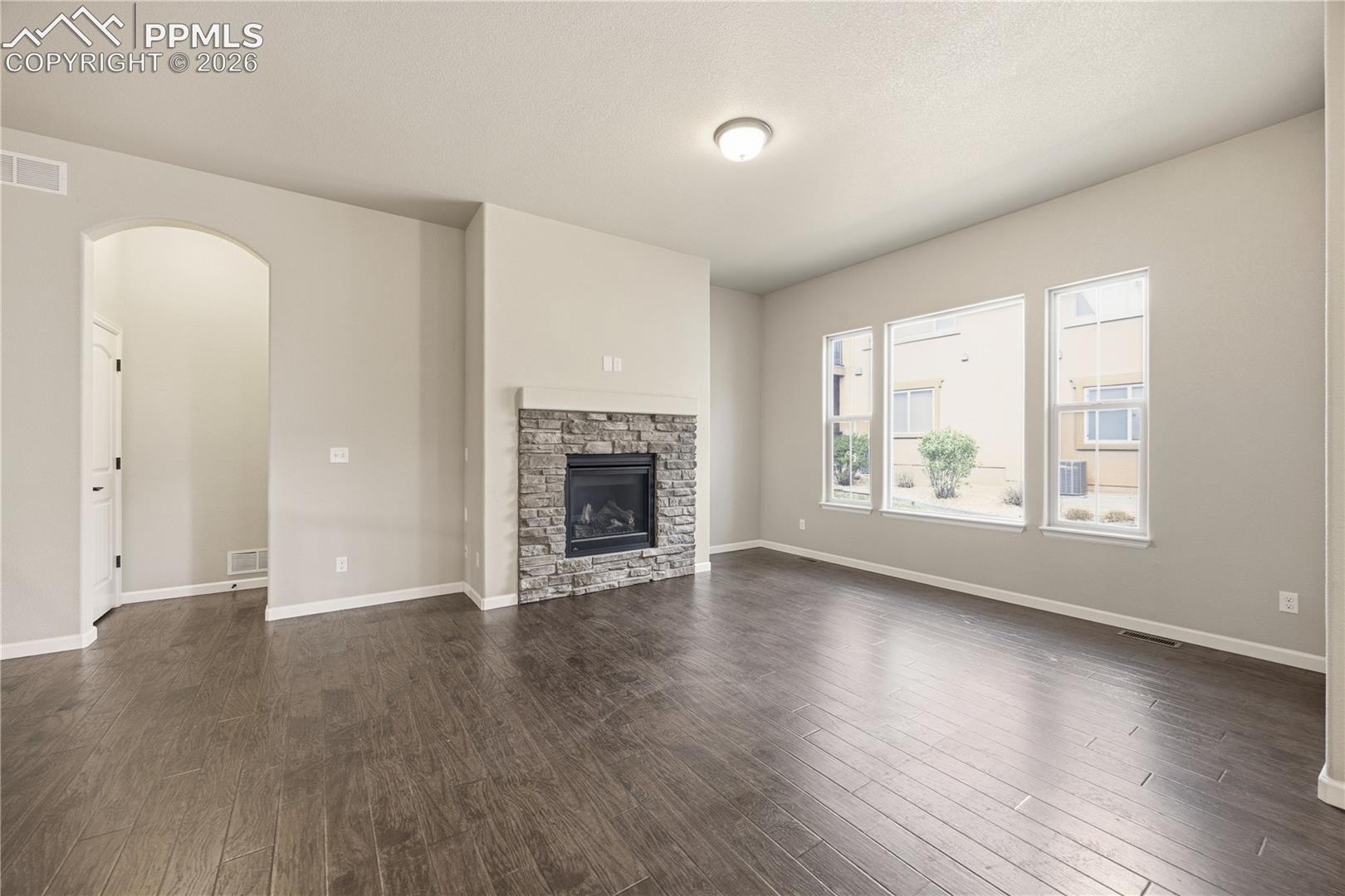 8473 Grand Peak Vista Point, photo 3