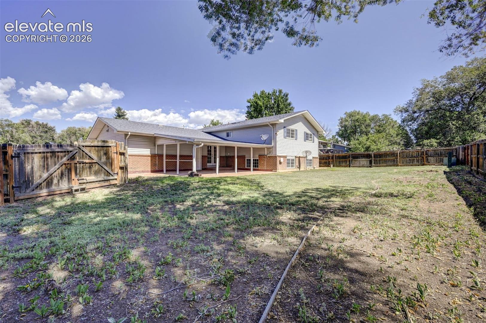 Listing photo 48 for 7443 Franconia Drive
