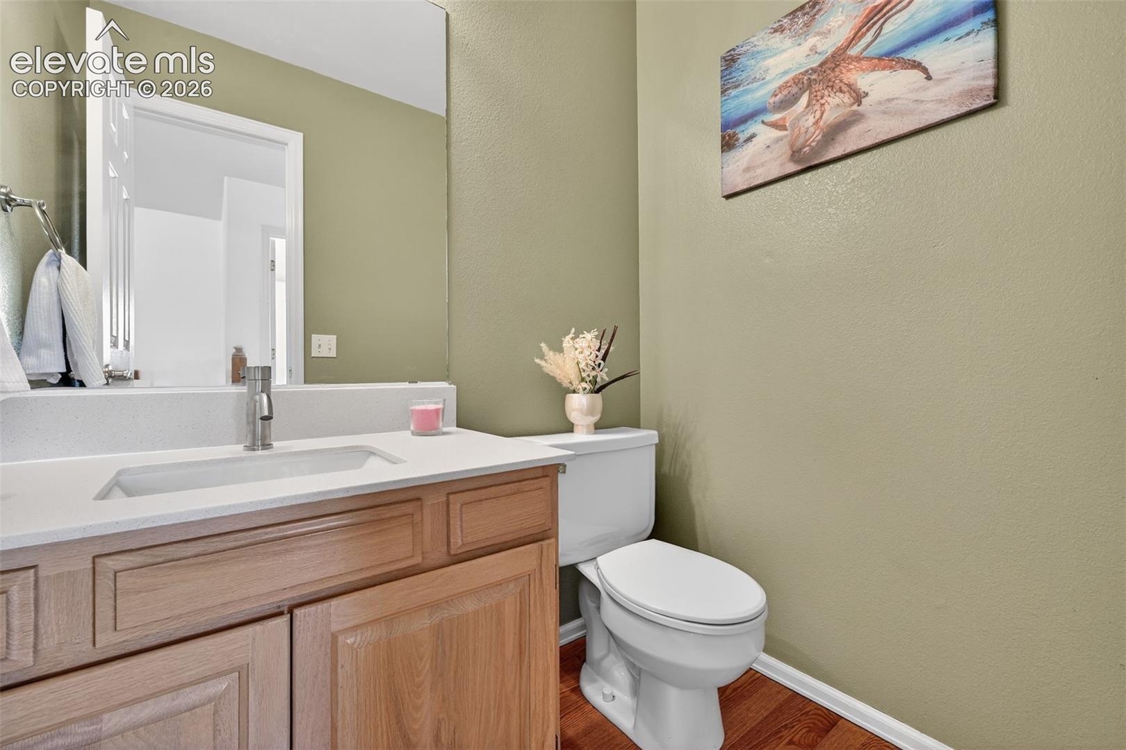 Listing photo 16 for 12 Luxury Lane