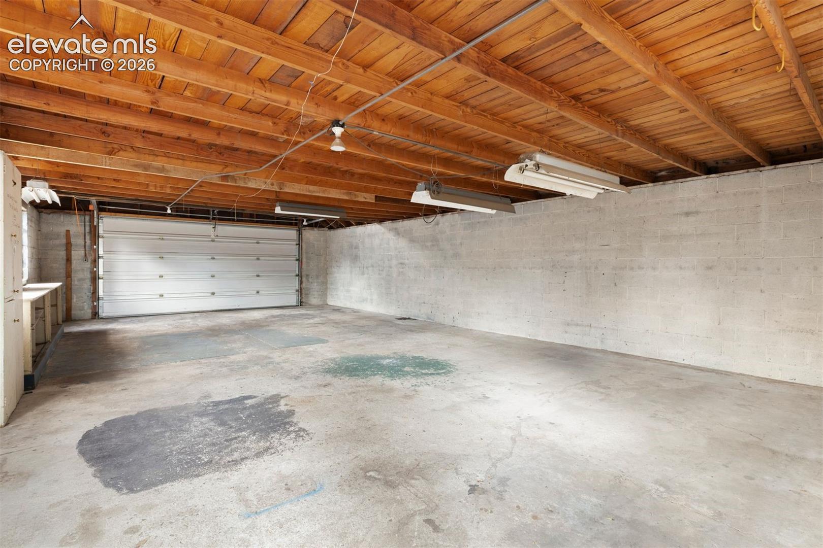 Listing photo 34 for 2309 N Nevada Avenue