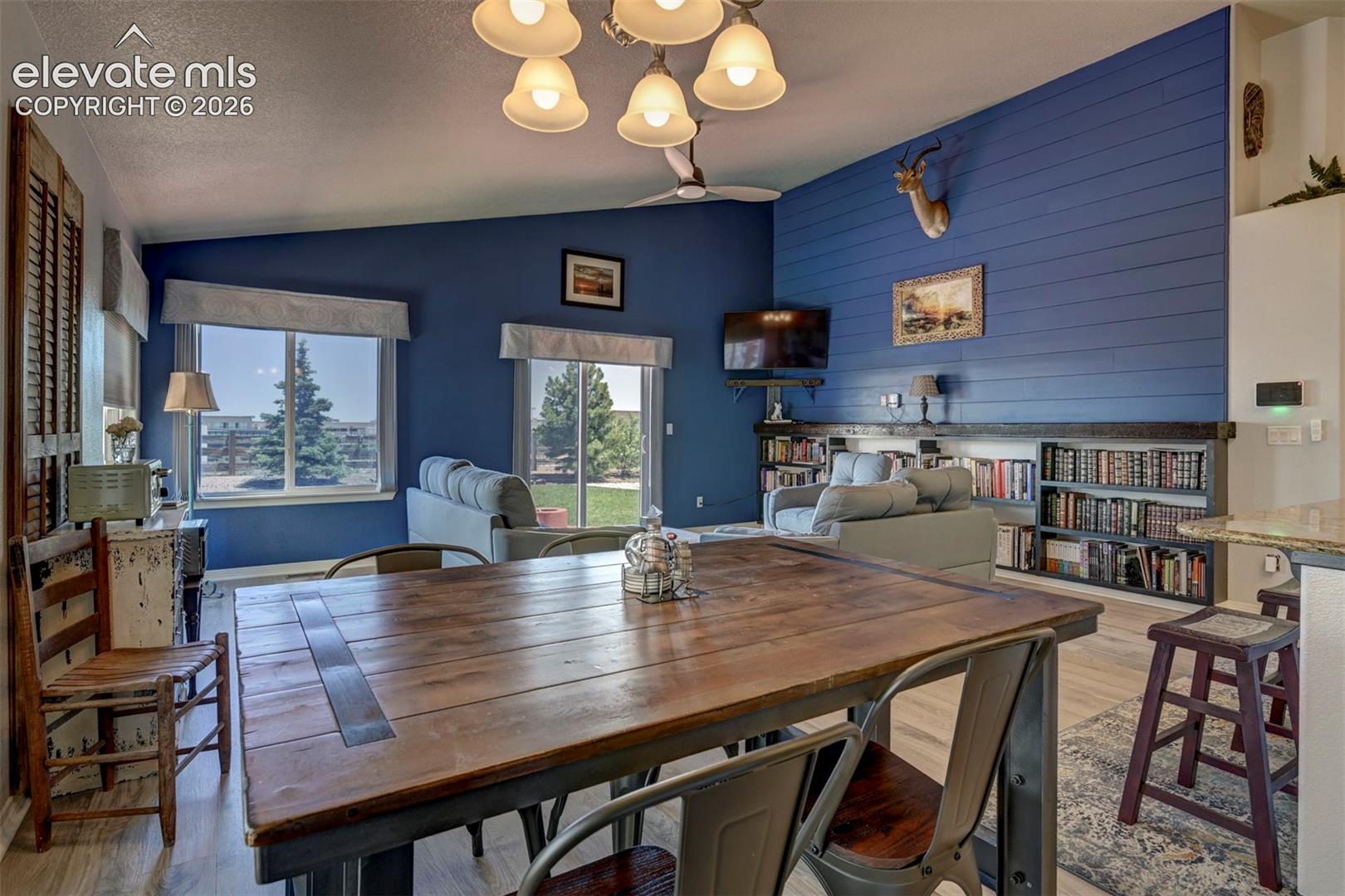 Listing photo 14 for 13713 Park Meadows Drive