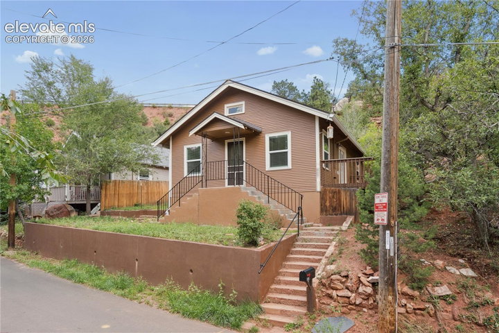 407 Washington Avenue — listing photo