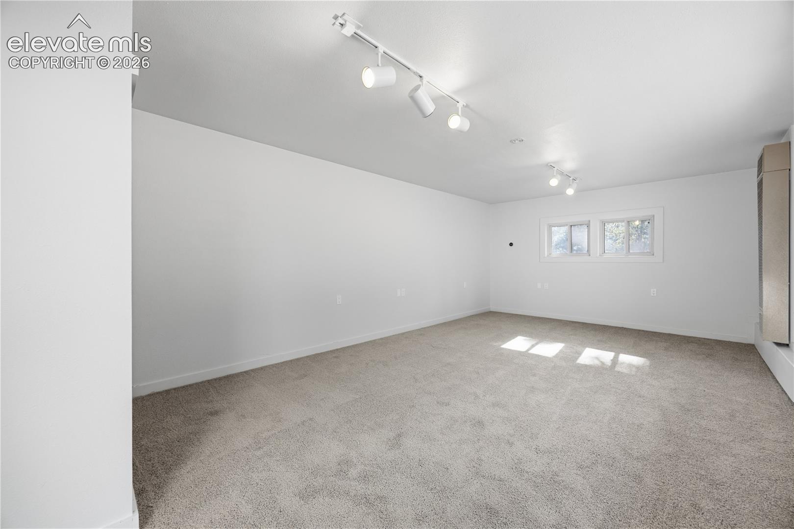Listing photo 34 for 9795 Mountain Road