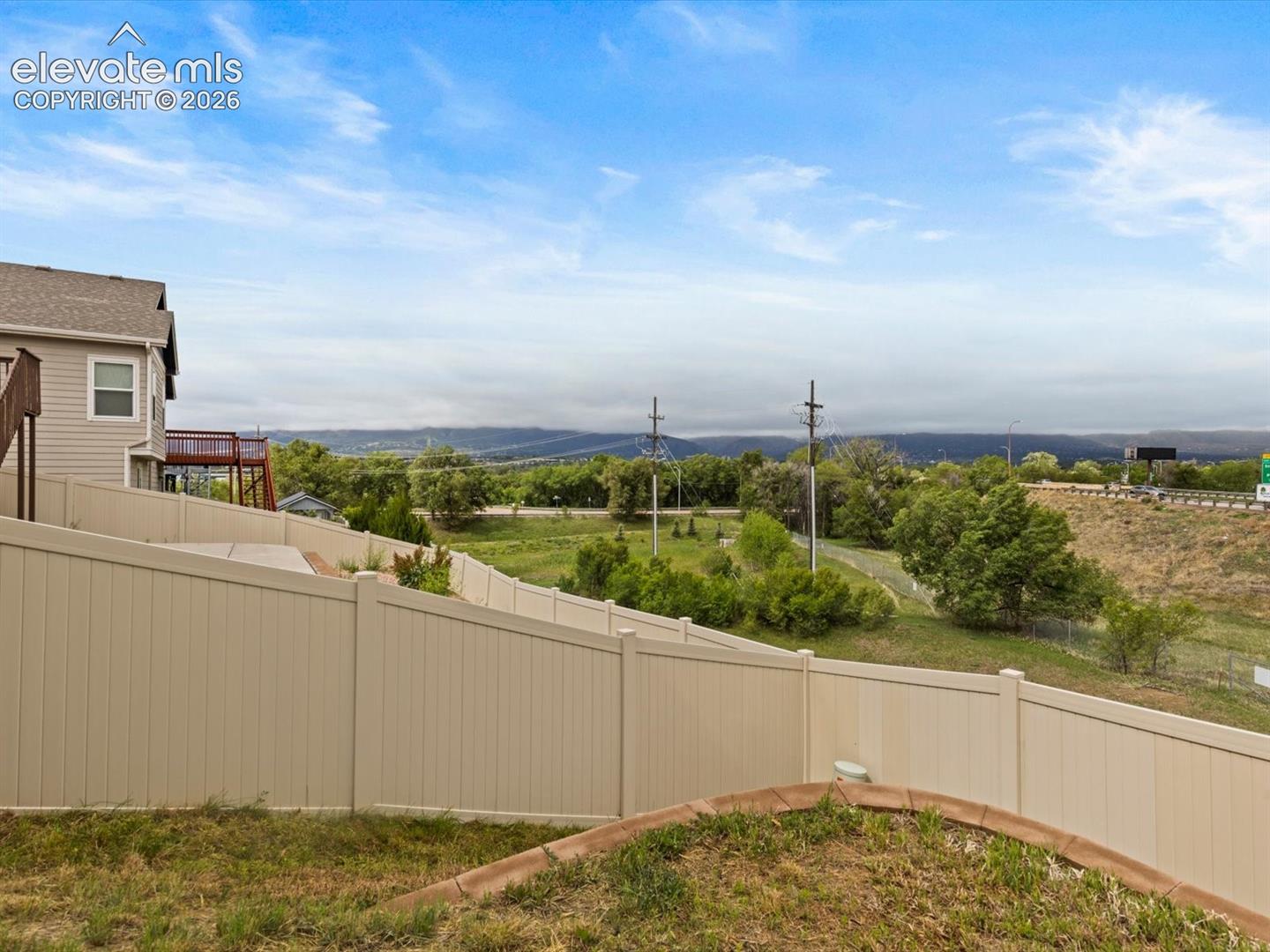 Listing photo 45 for 1564 Grand Overlook Street