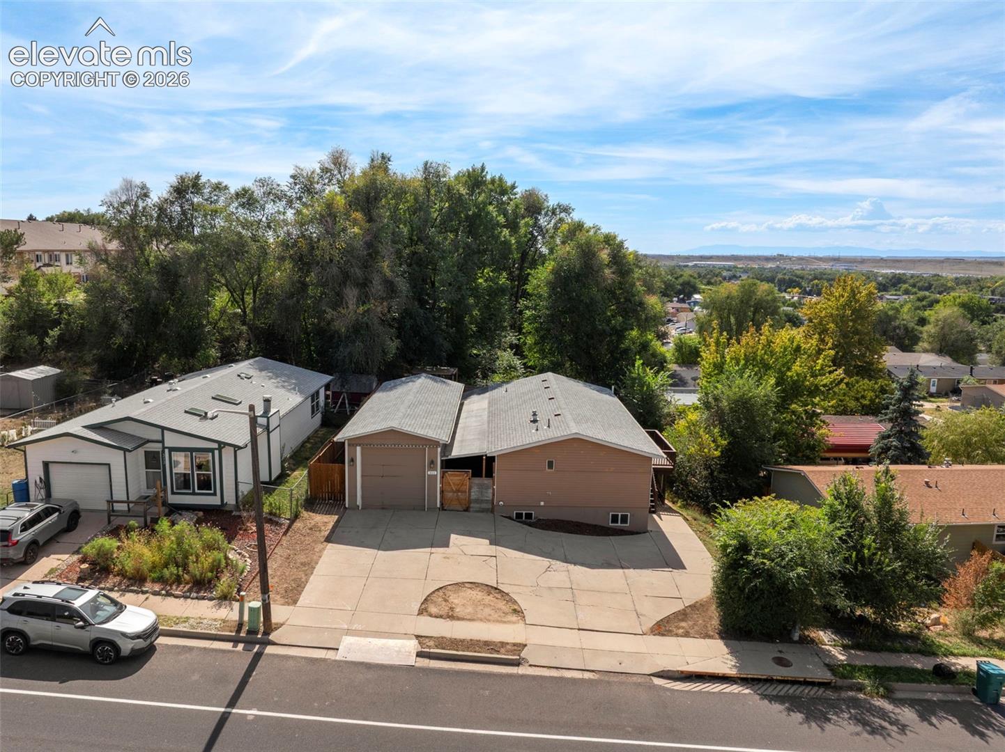 311 Comanche Village Drive — listing photo