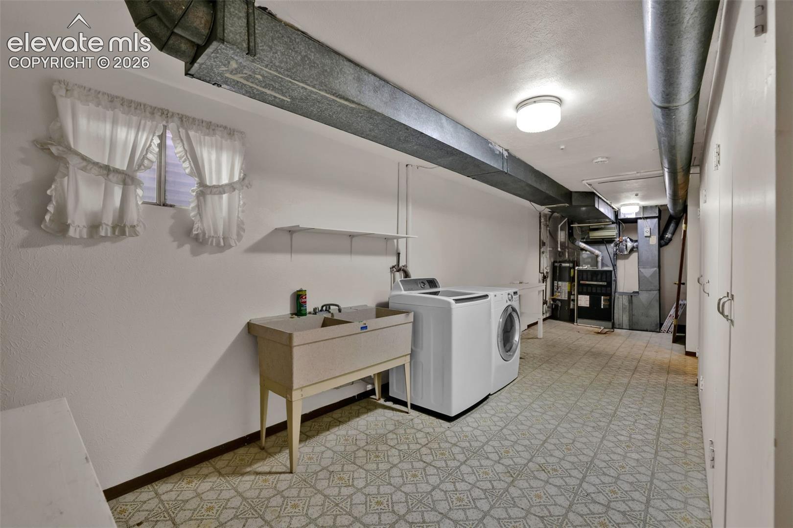 Listing photo 29 for 223 Crystal Hills Boulevard