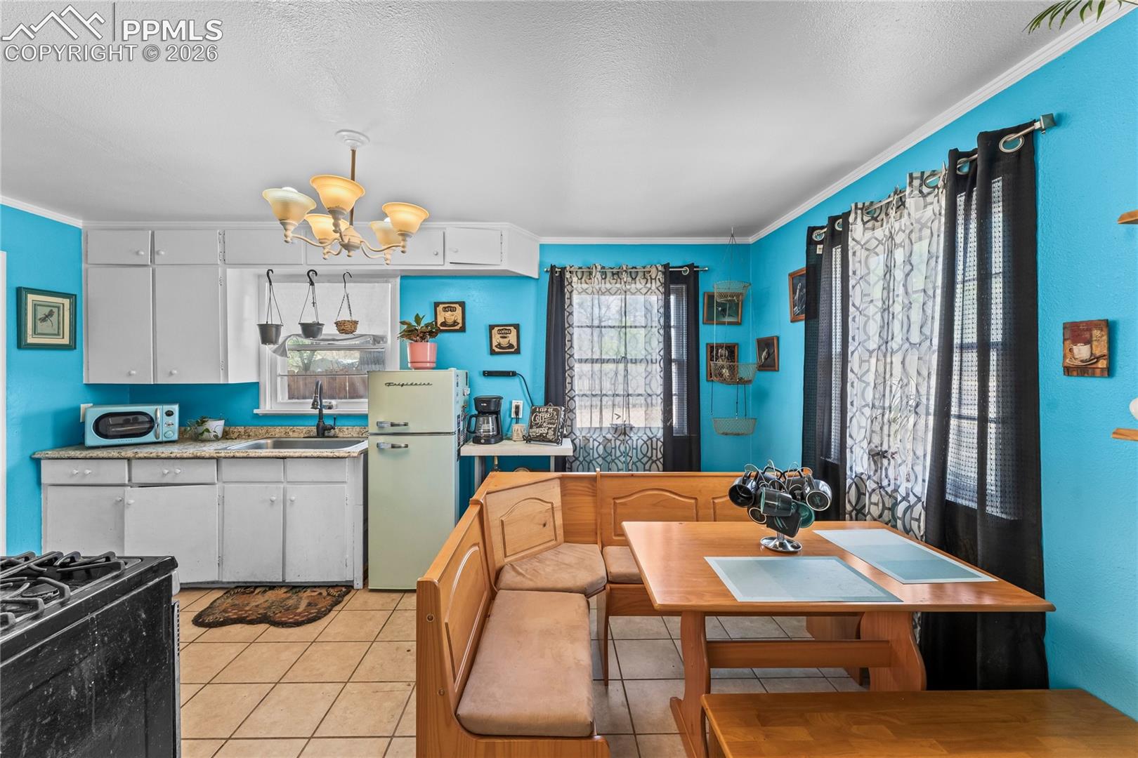 849 Fountain Boulevard, photo 9